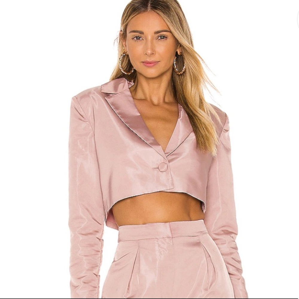 NWT, NBD Harmony Cropped Blazer in Mauve, Medium